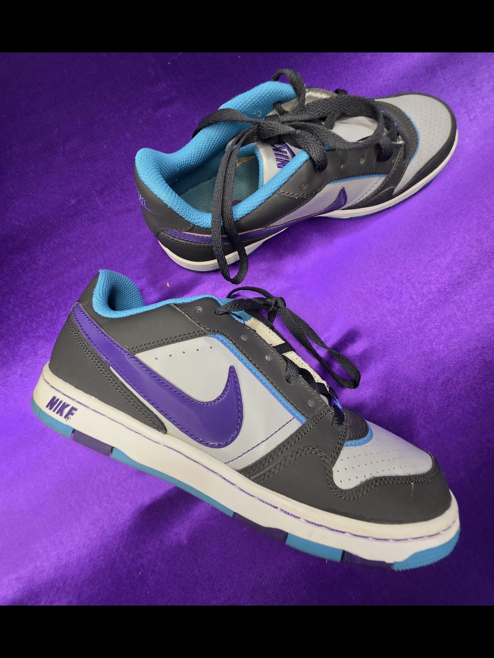 Nike Air Prestige III Sneakers in Gray, Purple & Blue
